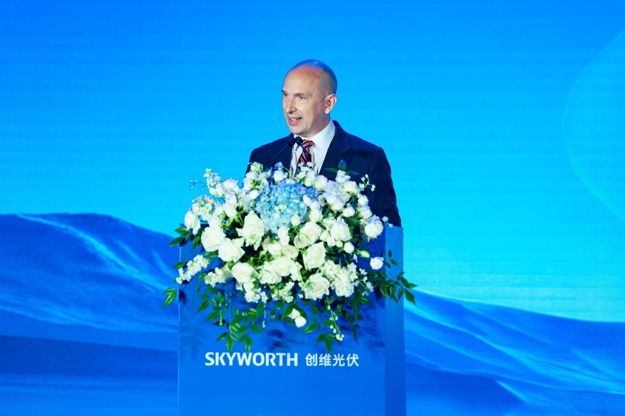 法国马恩-贡杜瓦大区副主席、布里-尚特卢市市长 Olivier Colaisseau发言